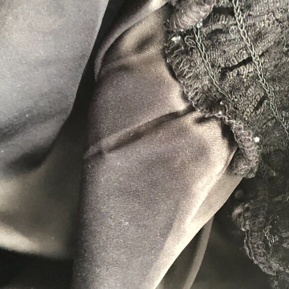 PARKER Eyelet Lace Blouse - Picture 9 of 9